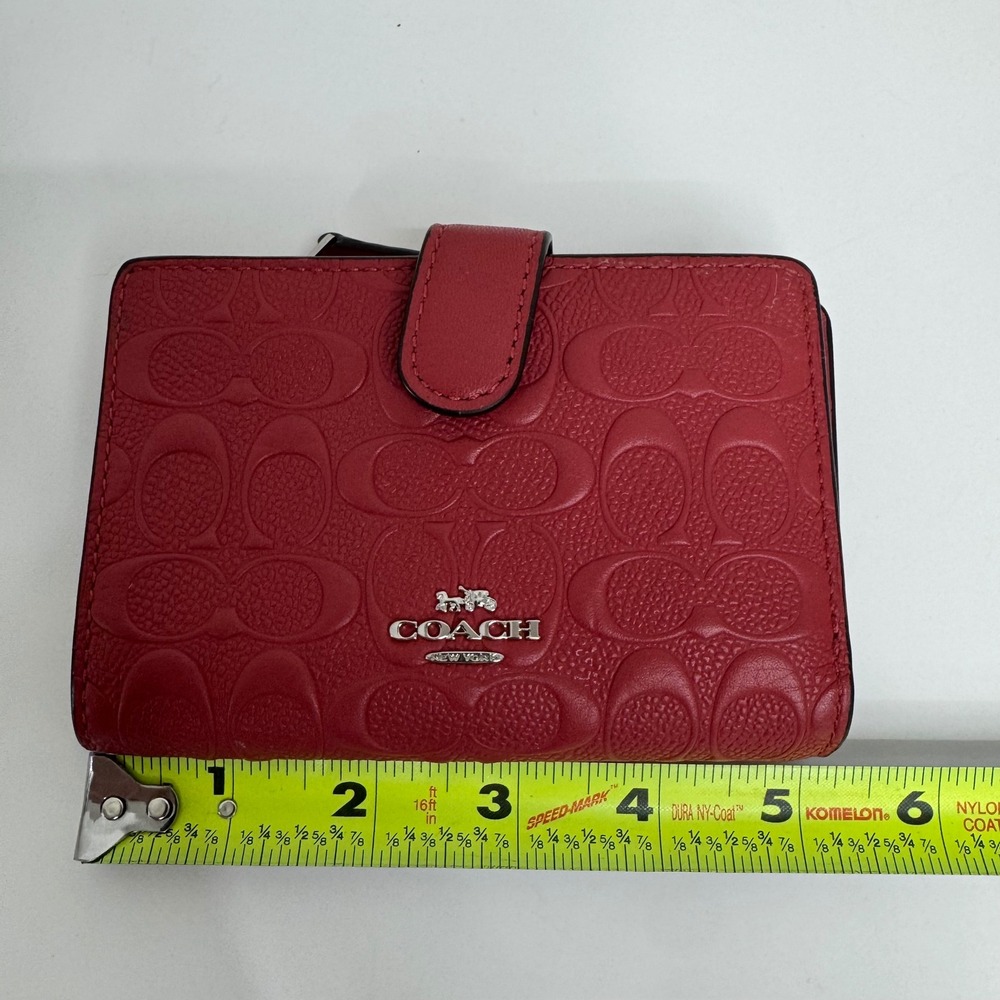 Coach Red Signature Embossed Pebble Leather Medium Corner Zip Bifold Wallet - Picture 10 of 11